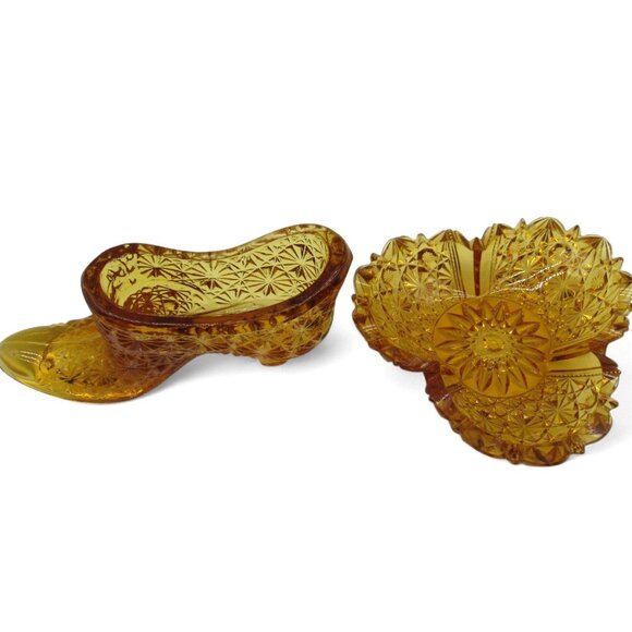 Glass BOOT And DISH Amber-Colored Set With Intricate Starburst Pattern - Picture 10 of 11